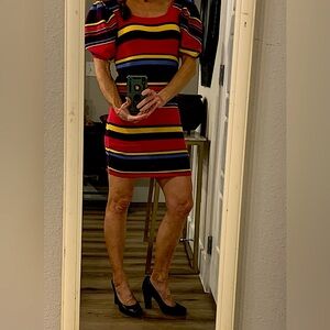 ♥️ 💙 Adorable and Vibrant Multicolor ♥️ 💙 Striped Knit-dress with Puff Sleeves.